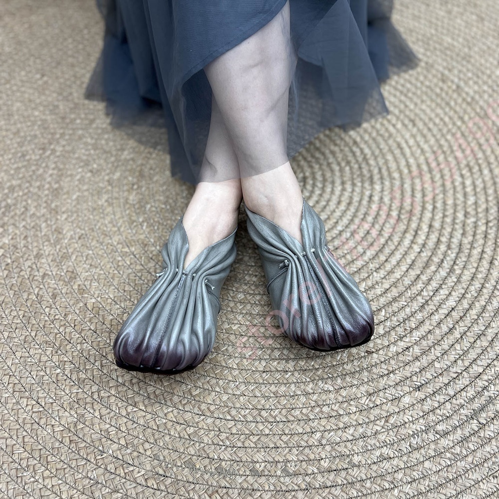 Sapatos femininos retrô plissa - Mule Slip On avaliação e preço