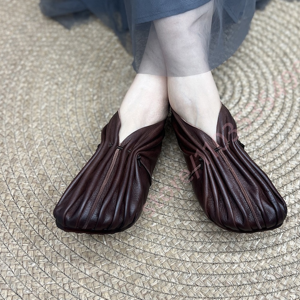 Sapatos femininos retrô plissa - Mule Slip On avaliação e preço
